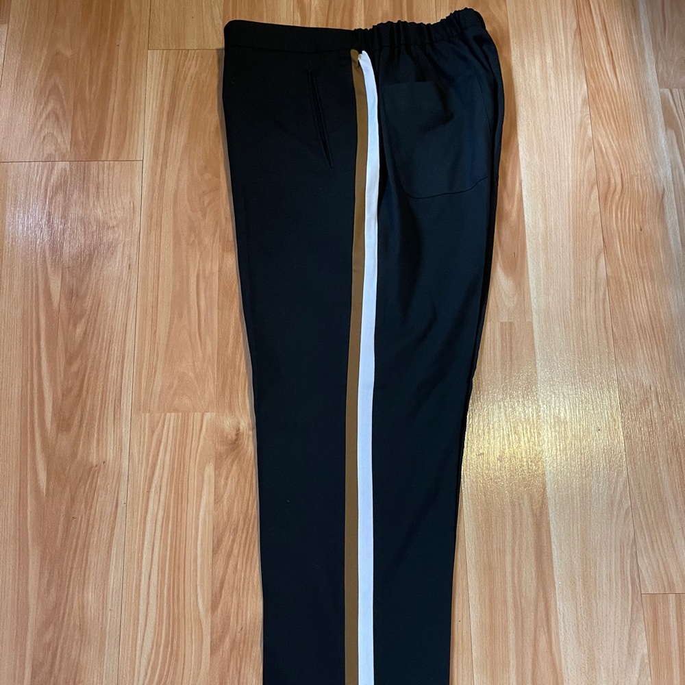 Men’s cropped striped dress pant